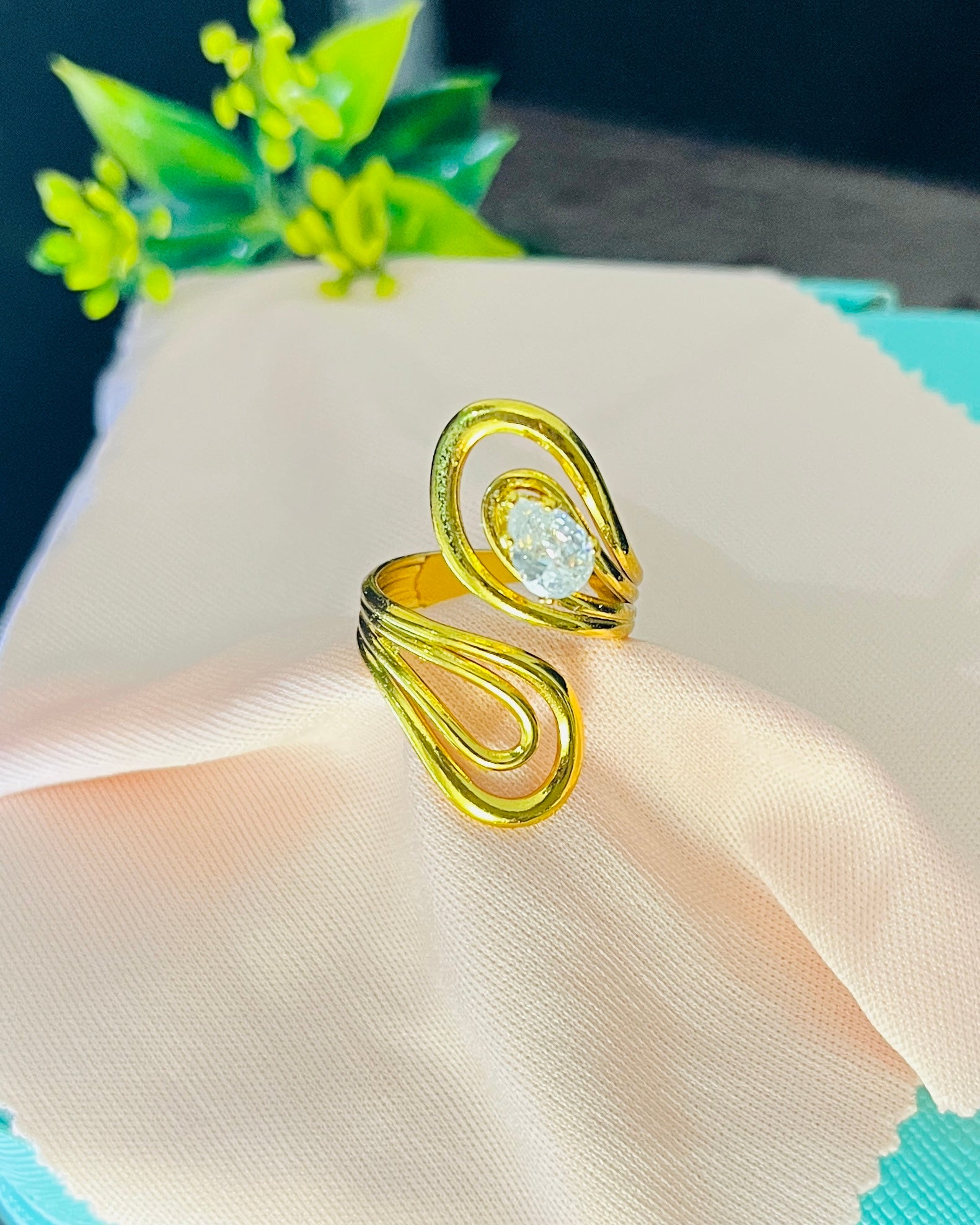 Abstract Petal Drop Ring