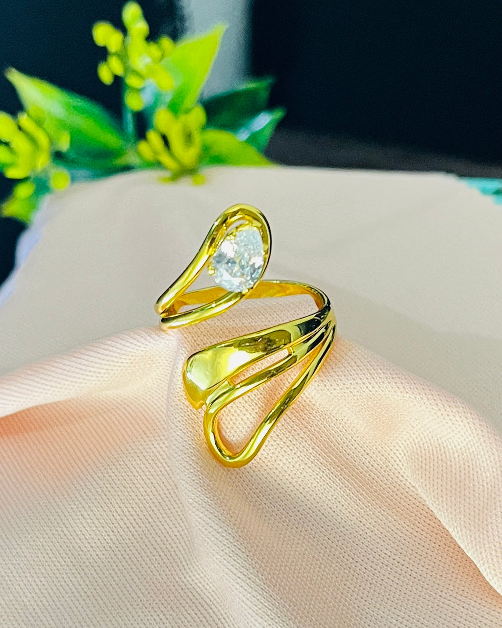 Pear Gem Feather Bypass Ring