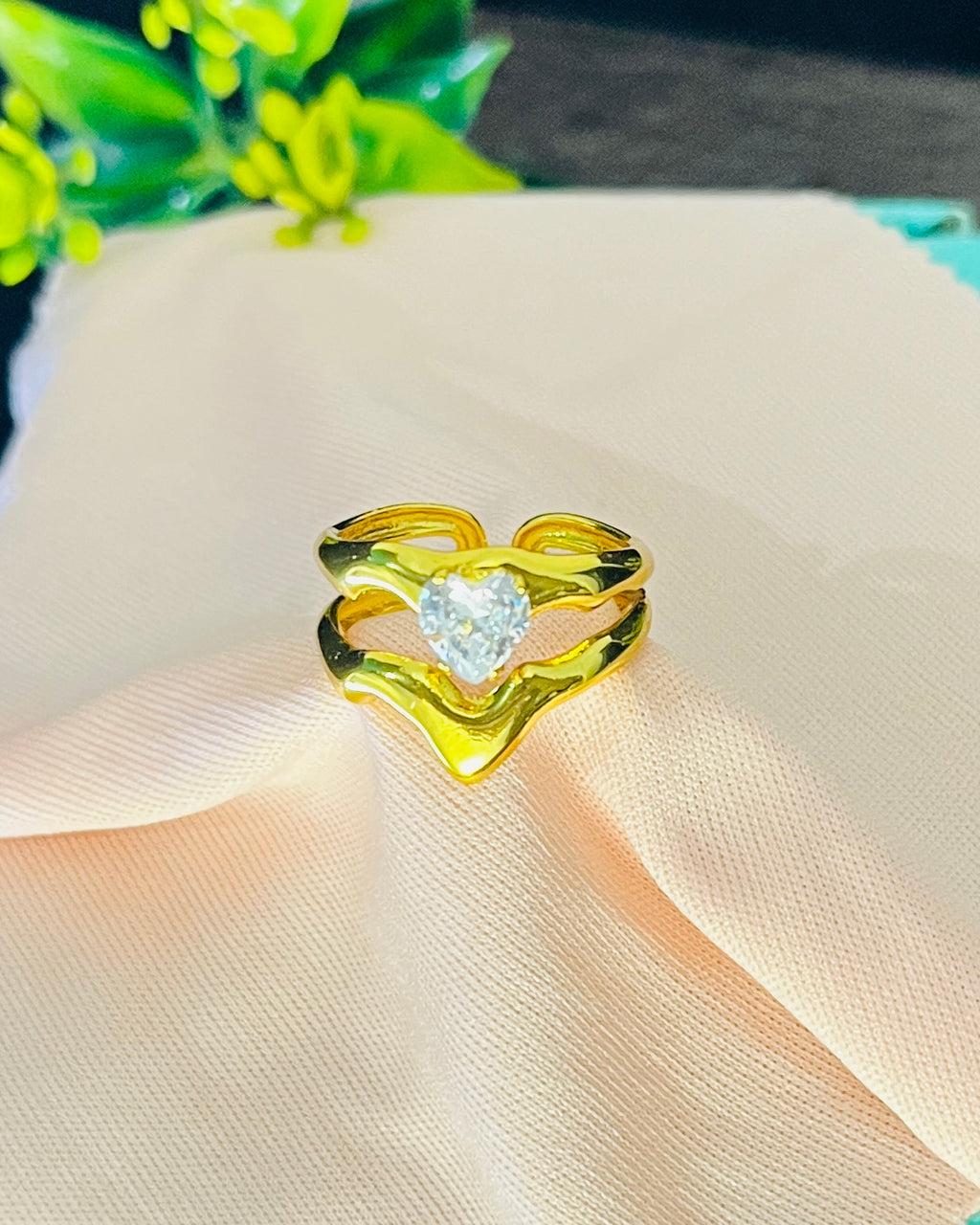 Sculpted Wishbone Heart Ring