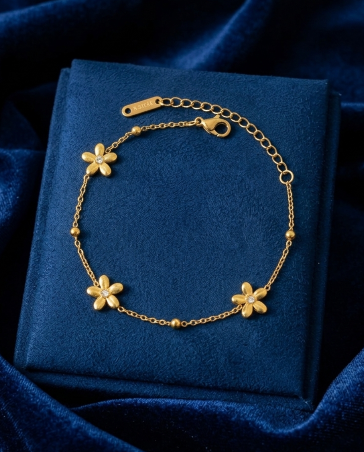 Gold Daisy Station Bracelet