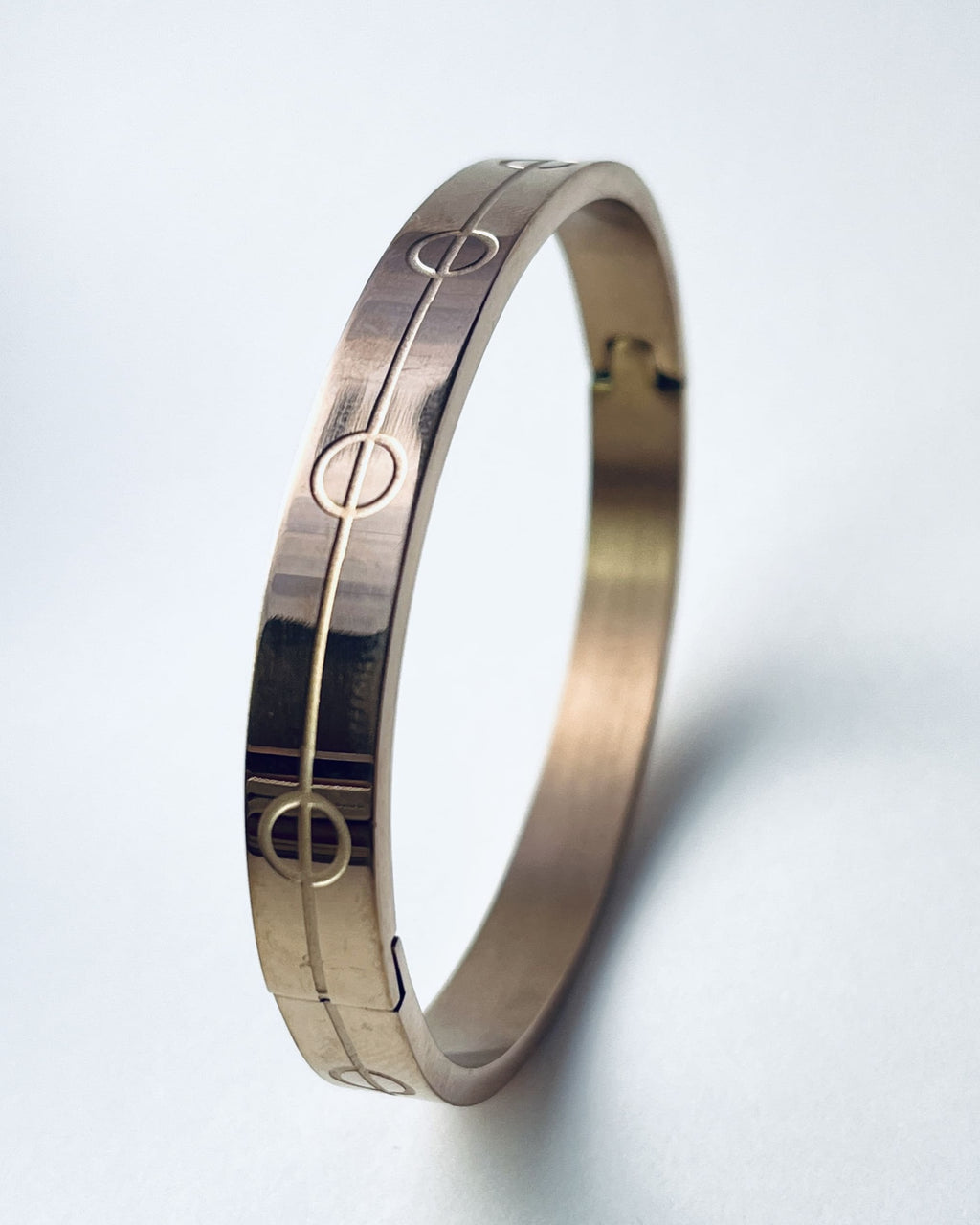 Dual-Tone Minimalist Kada