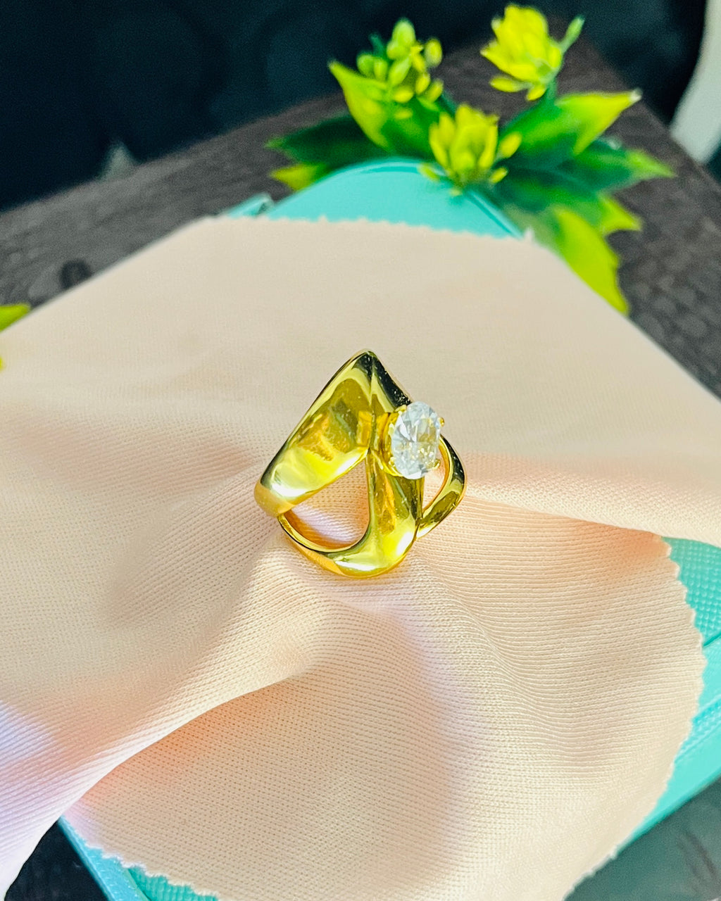 Wide Diagonal Slash Oval Ring