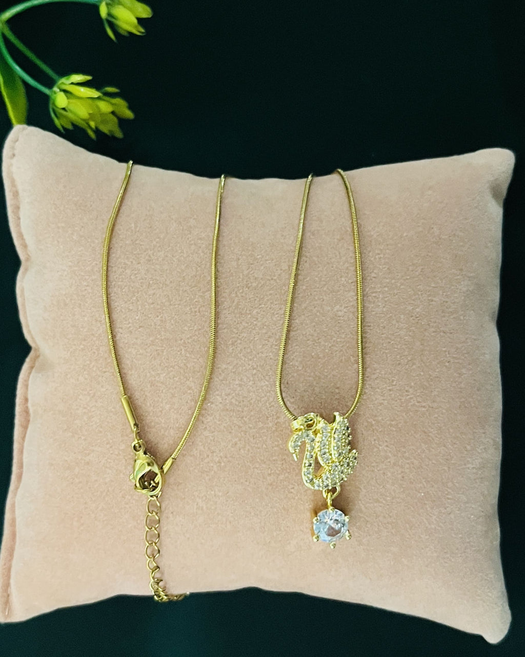 Sparkly Swan Pendant Necklace