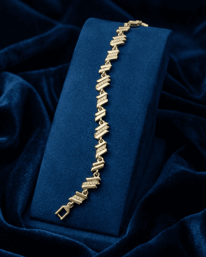 Gold Zig-Zag Diamond Link Bracelet