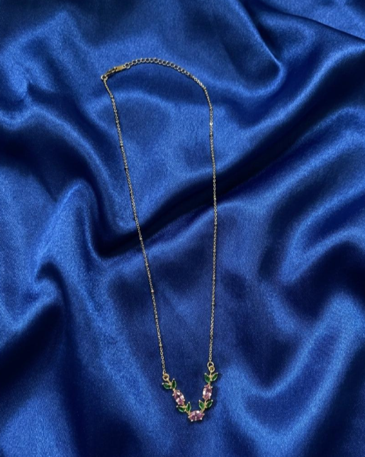 Fairy Bloom Tulip Vine Necklace